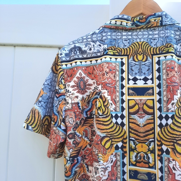 PacSun Camp Shirt | Button Up | Tiger Bandana Print | Size Medium - Picture 10 of 15